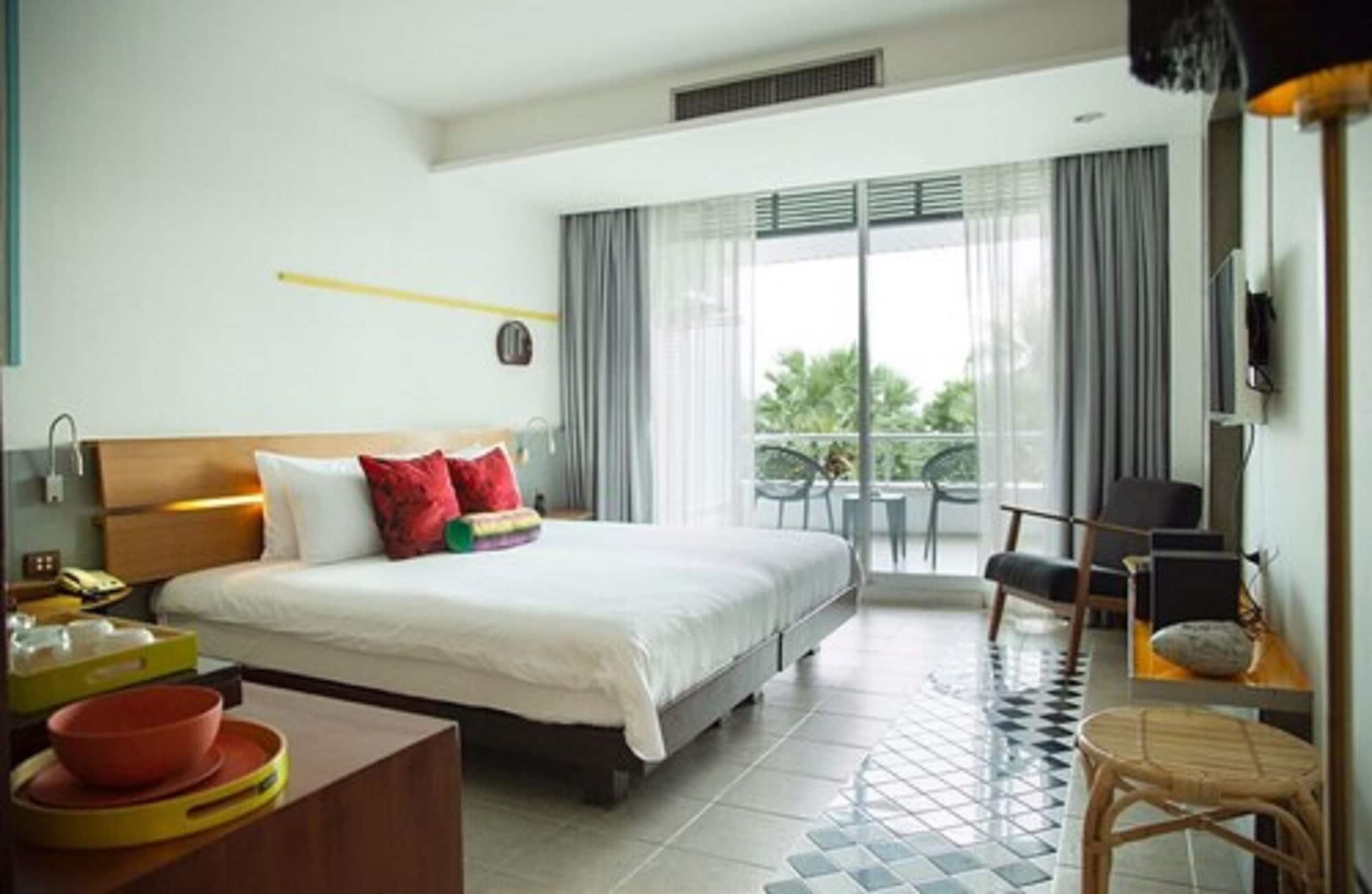 Baboona Beachfront Living Pattaya Exterior foto