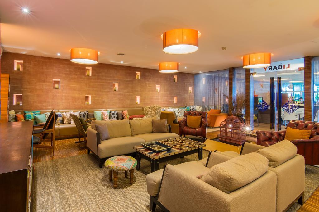 Baboona Beachfront Living Pattaya Exterior foto